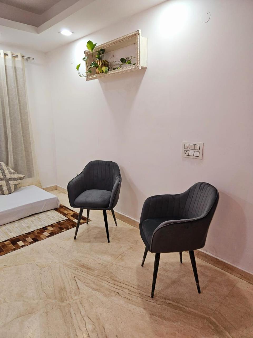 Apartment South Delhi, Artistic 4bhk - Vasant Kunj By Maple Key New Delhi