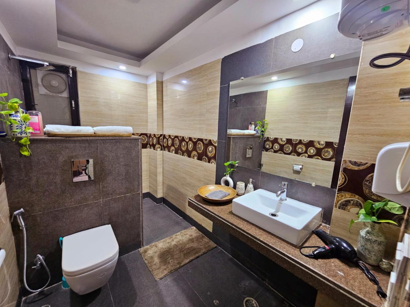 South Delhi, Artistic 4bhk - Vasant Kunj By Maple Key New Delhi